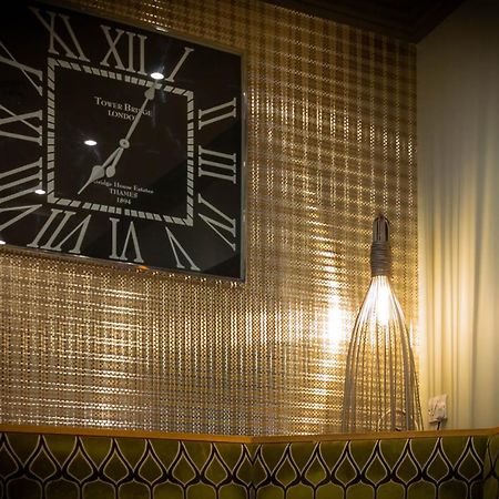 Hotel Advocate Arms Market Rasen Esterno foto