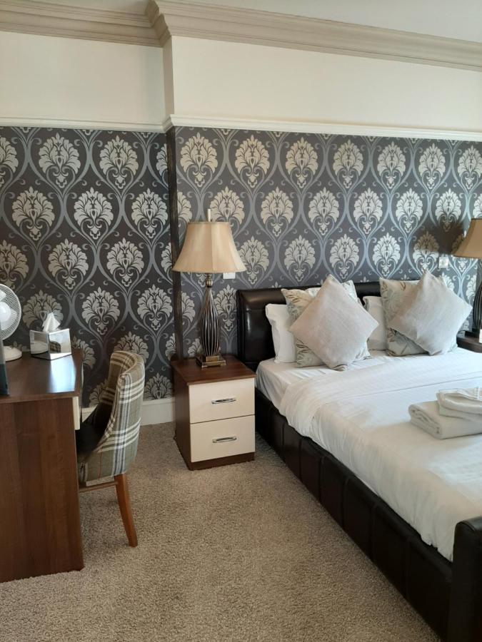 Hotel Advocate Arms Market Rasen Esterno foto