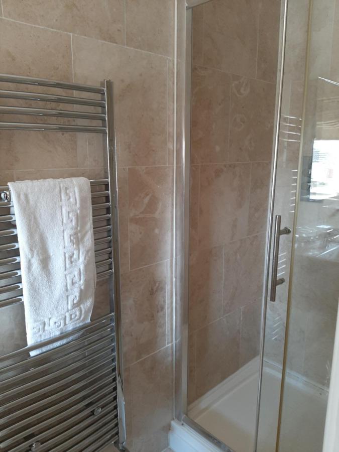 Hotel Advocate Arms Market Rasen Esterno foto